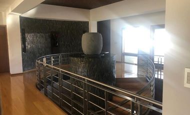 CASA EN VENTA AMUEBLADA EN SAN FRANCISCO CON ALBERCA Y CAMPO DE GOLF
