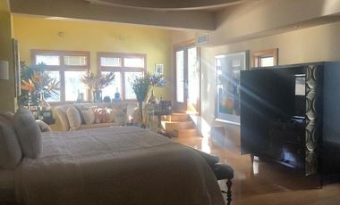 CASA EN VENTA AMUEBLADA EN SAN FRANCISCO CON ALBERCA Y CAMPO DE GOLF