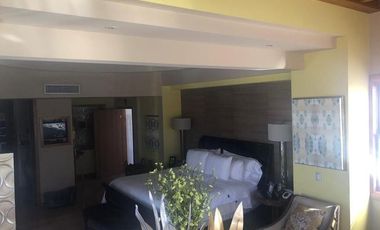 CASA EN VENTA AMUEBLADA EN SAN FRANCISCO CON ALBERCA Y CAMPO DE GOLF
