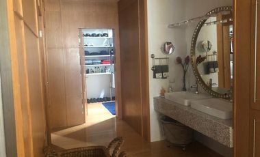 CASA EN VENTA AMUEBLADA EN SAN FRANCISCO CON ALBERCA Y CAMPO DE GOLF