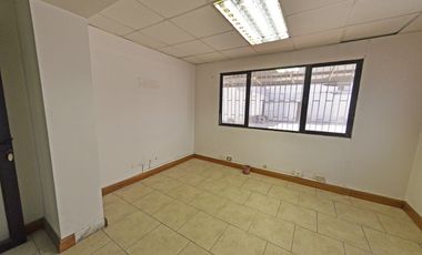 ARRIENDO CASA COMERCIAL CERCANA A METRO INÉS DE SUREZ