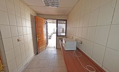 ARRIENDO CASA COMERCIAL CERCANA A METRO INÉS DE SUREZ