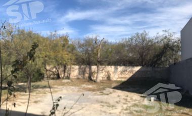 Casa en venta en la Aurora con amplio Terreno