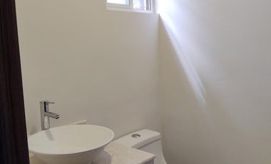 Casa en venta en la Aurora con amplio Terreno