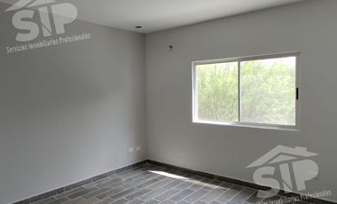Casa en venta en la Aurora con amplio Terreno