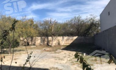 Casa en venta en la Aurora con amplio Terreno