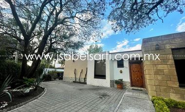 CASA EN VENTA EN JURICA