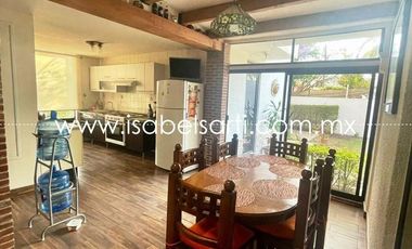 CASA EN VENTA EN JURICA