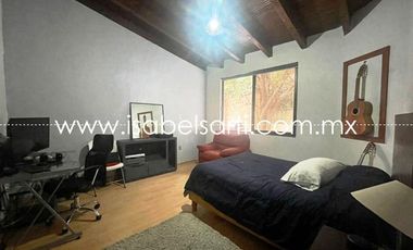 CASA EN VENTA EN JURICA