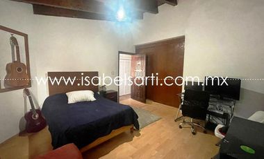 CASA EN VENTA EN JURICA