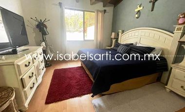 CASA EN VENTA EN JURICA