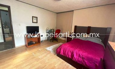 CASA EN VENTA EN JURICA
