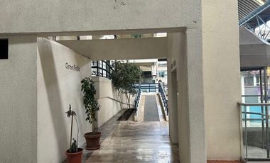 Local comercial en venta en plaza América del Circuito Juan Pablo II