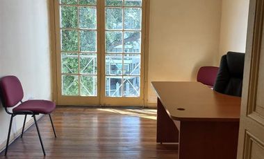 Casa en Arriendo en Traslaviña con Álvarez