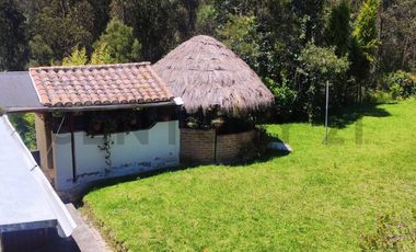 En Venta propiedad Campestre 2482m2 sector La Merced