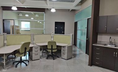Edificio en Venta Cerca de Plaza Dorada