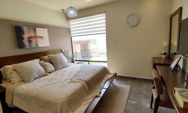 Residencia en Venta en Frac Privado Al Norte con Alberca