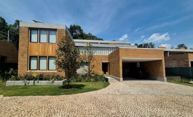 Venta Casa en Condominio VALLE DE BRAVO Acatitán