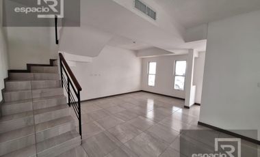 CASA EN VENTA EN SARATOGA, ZONA RELIZ MUY CERCA DE UVM,