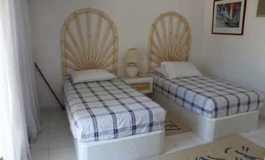 CASA BLANCA EN VENTA  TEQUES