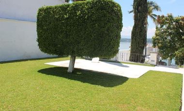 CASA BLANCA EN VENTA  TEQUES