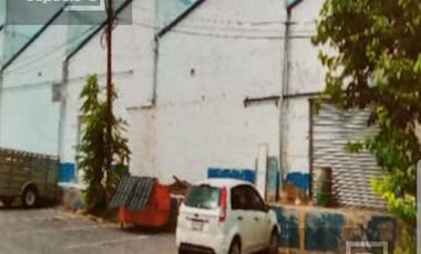 BODEGA O LOCAL EN VENTA SOBRE HERÓICO COLEGIO MILITAR