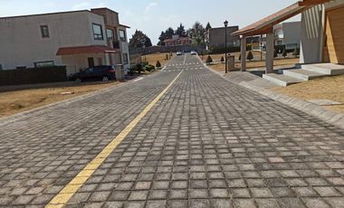 Residencial Rincon de Los Encinos- Terreno en Venta