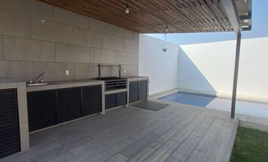CASA EN BRISAS