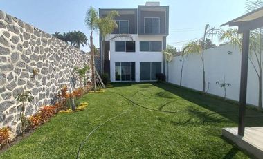 CASA EN BRISAS