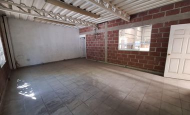 VENTA | Nave Industrial de 588 m2, Parque Industrial Bernardo Quintana, Qro.
