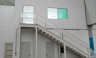 Bodega Industrial de 950m2 en VENTA!! P. GRAND BAJIO ! ESTA ES TU OPORTUNIDAD! (MT)