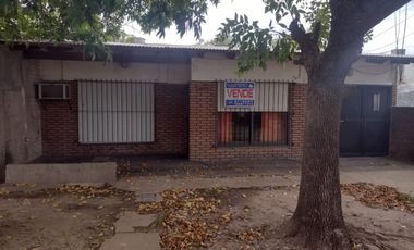 Pancho Ramírez 680, Granadero Baigorria - CASA EN VENTA