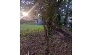 GRANADERO BAIGORRIA, LOTE SOBRE BARRANCA, CASTELLANOS Y YAPEYU