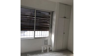 DEPTO DE 2 AMBIENTES MORON CENTRO
