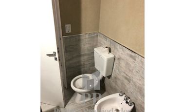 DEPTO DE 2 AMBIENTES MORON CENTRO