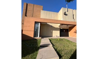 TIERRA DE SUEÑOS 2- OPORTUNIDAD- RETASADA! PROPIEDAD SOBRE AVENIDA- 3 DORMITORIOS