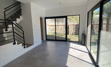 Granadero Baigorria, Arenales nº 37