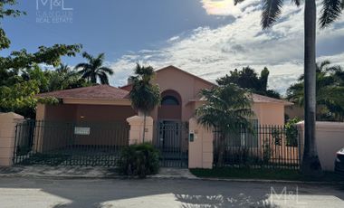 Casa en Renta en Cancún en Alamos 1, 3 Recámaras de un  Nivel