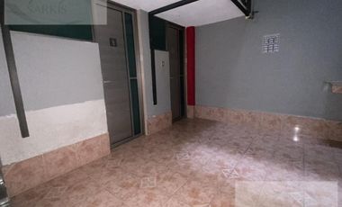 Oficina en prados del rosario