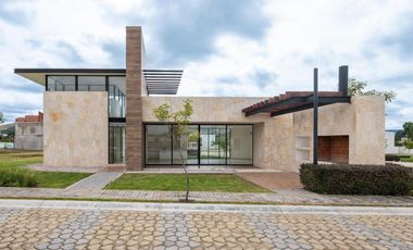 Terreno en venta, en Parque Napa, Lomas de Angelópolis III, Puebla