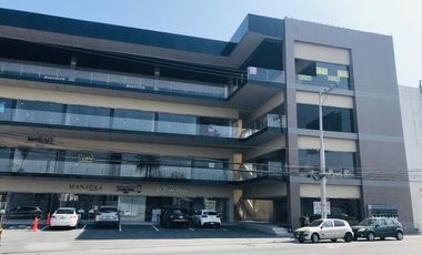 LOCAL EN VENTA EN CONTRY, REVOLUCIÓN