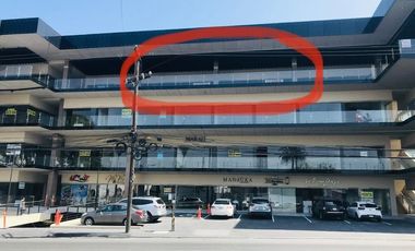 LOCAL EN VENTA EN CONTRY, REVOLUCIÓN