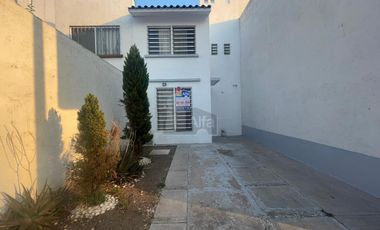 Casa sola en renta en Valle Real, Irapuato, Guanajuato
