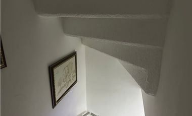 CASA TRES NIVELES CONJUNTO RESIDENCIAL JARDIN DEL VIENTO