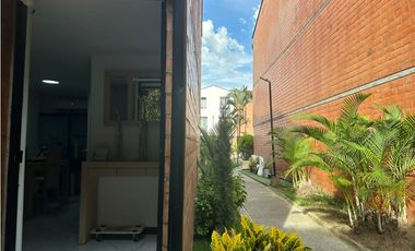 CASA TRES NIVELES CONJUNTO RESIDENCIAL JARDIN DEL VIENTO