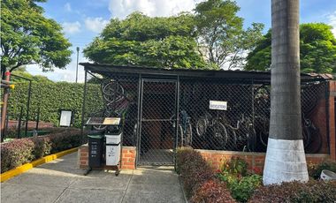 CASA TRES NIVELES CONJUNTO RESIDENCIAL JARDIN DEL VIENTO