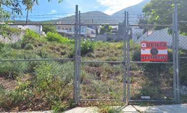 Terreno residencial en venta en Contry La Escondida en Guadalupe