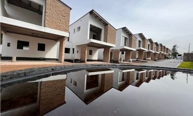 VENTA  CASAS 3 HABITACIONES EN EL VALLE DE LOS CHILLOS. NR
