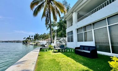 Casa venta TEQUESQUITENGO - Con súper vistas y amplios espacios / Great views