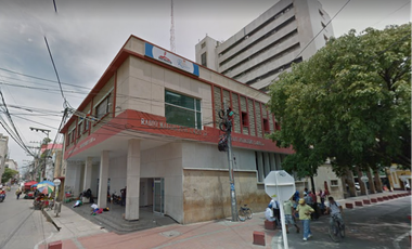 SE VENDE O SE ARRIENDA  OFICINA EN SANTA MARTA